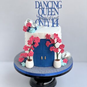 Royal entry gate cake